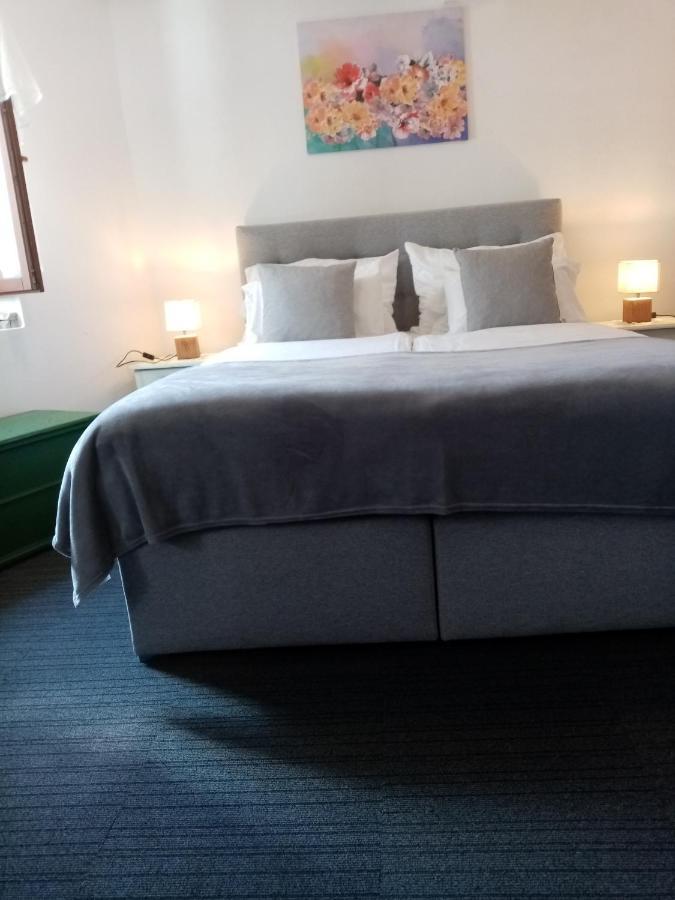 Rooms Serafin モトヴン エクステリア 写真